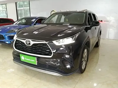 Toyota Highlander · 2024 год