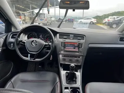 Volkswagen Golf 2016, 90000 км, за 33500 CNY - фото 5