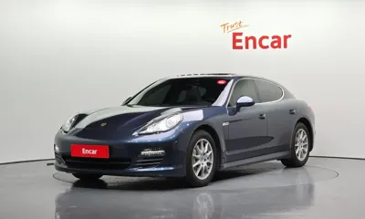 Porsche Panamera · 2010 год