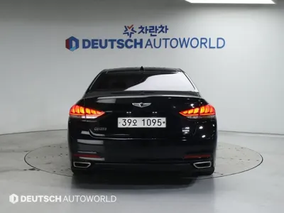 Hyundai Genesis 2016, 170419 км, за 12000000 KRW