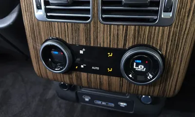 Land Rover Range Rover 2018, 130815 км, за 42200000 KRW - фото 19