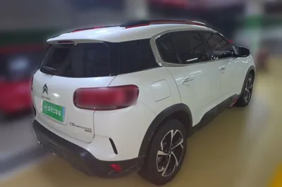 Citroen C5 Aircross 2017, 95800 км, за 47171.11 CNY