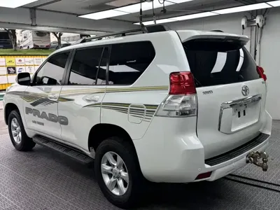 Toyota Prado (Import) 2011, 220000 км, за 93800 CNY