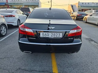 Hyundai Genesis 2014, 127112 км, за 4700000 KRW