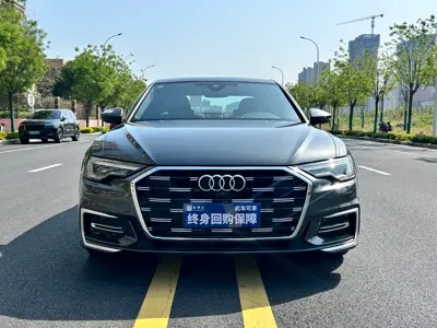 Audi A6L 2024, 9000 км, за 258000 CNY