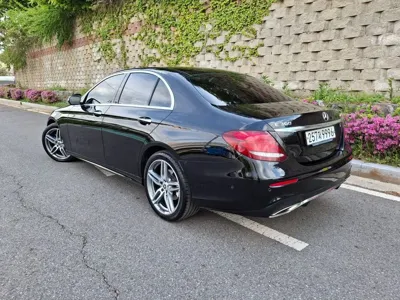 Mercedes-Benz E-Class 2020, 93624 км, за 28900000 KRW