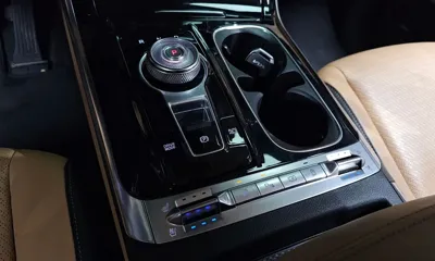 Kia Canival 2023, 112128 км, за 22000000 KRW - фото 9