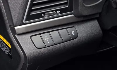 Hyundai Avante 2016, 79617 км, за 8300000 KRW - фото 17