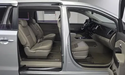 Kia Canival 2016, 189023 км, за 7500000 KRW - фото 11