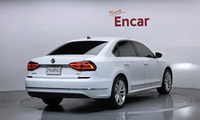 Volkswagen Passat 2018, 116516 км, за 9990000 KRW