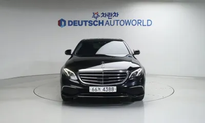 Mercedes-Benz E-Class 2018, 113941 км, за 23300000 KRW