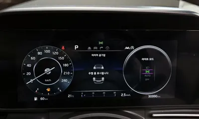 Kia Canival 2023, 30990 км, за 32900000 KRW - фото 8