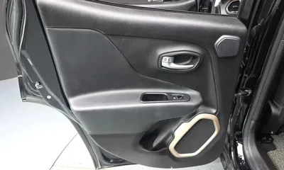 Jeep Renegade 2017, 110885 км, за 8900000 KRW - фото 25