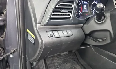 Hyundai Avante 2019, 40860 км, за 12900000 KRW - фото 29