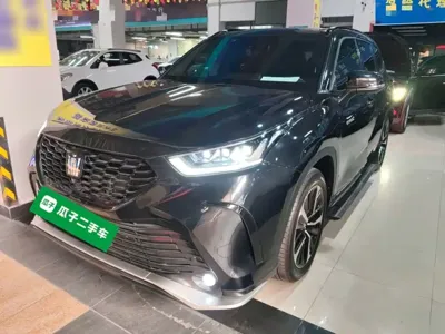 Toyota Crown Kluger · 2023 год