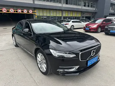 Volvo S90 2020, 130000 км, за 118000 CNY