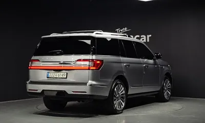 Lincoln Navigator 2021, 74730 км, за 49800000 KRW