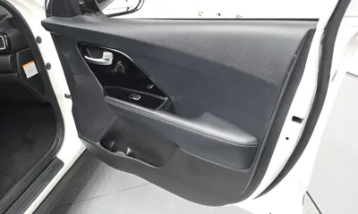Kia Niro 2017, 157156 км, за 10000000 KRW - фото 24