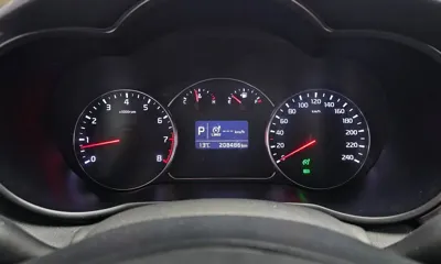 Kia Carens 2016, 208486 км, за 4900000 KRW - фото 8