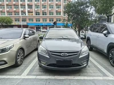 Hyundai Elantra 2010, 150000 км, за 9500 CNY