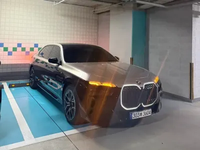 BMW 7-Series 2023, 51000 км, за 100000000 KRW - фото 3