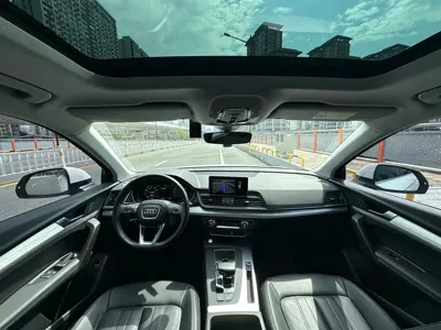 Audi Q5L 2021, 60000 км, за 146800 CNY - фото 7