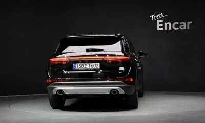 Lincoln Corsair 2022, 16396 км, за 31990000 KRW