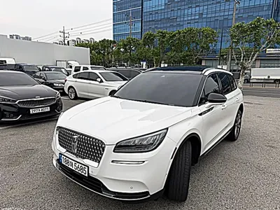 Lincoln Corsair · 2022 год