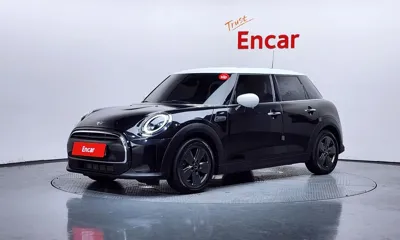 MINI Cooper · 2023 год