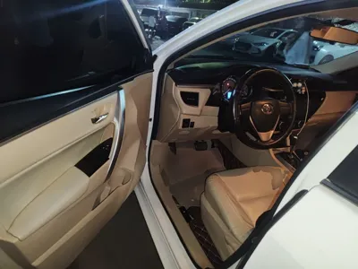 Toyota Corolla 2017, 99100 км, за 42314.77 CNY - фото 17