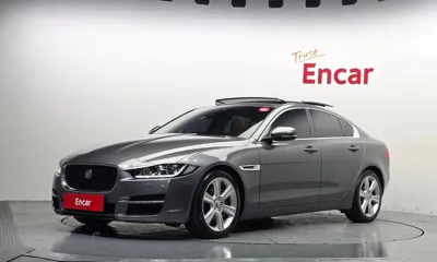 Jaguar XE · 2016 год