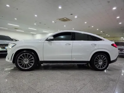 Mercedes-Benz GLE-Class 2023, 53279 км, за 76900000 KRW