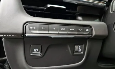 Cadillac Escalade 2022, 34739 км, за 83600000 KRW - фото 27