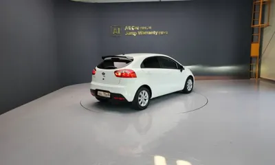 Kia Pride 2014, 56702 км, за 5700000 KRW - фото 6