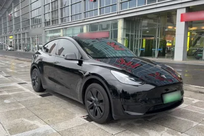 Tesla Model Y 2023, 51600 км, за 194612.26 CNY - фото 9