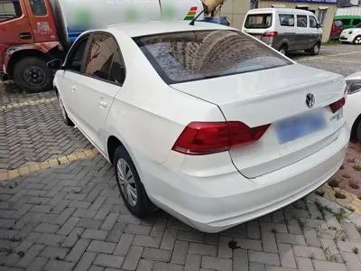 Volkswagen Santana 2017, 74600 км, за 22799 CNY - фото 5