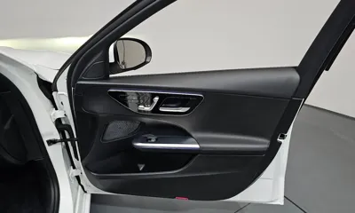 Mercedes-Benz C-Class 2023, 15813 км, за 41000000 KRW - фото 25
