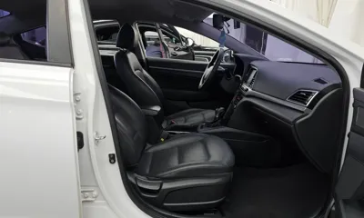 Hyundai Avante 2018, 163690 км, за 7500000 KRW - фото 11