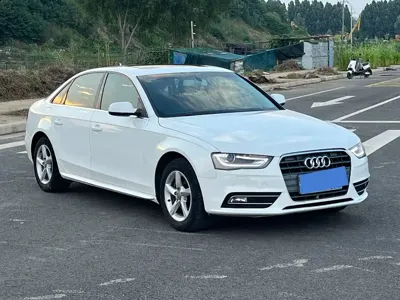 Audi A4L 2013, 130000 км, за 32000 CNY