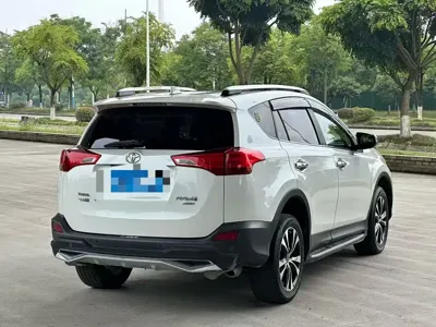 Toyota RAV4 2015, 140000 км, за 43800 CNY - фото 6