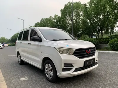 Wuling Hongguang 2019, 80000 км, за 19800 CNY