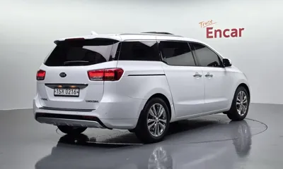 Kia Canival 2017, 60715 км, за 17900000 KRW