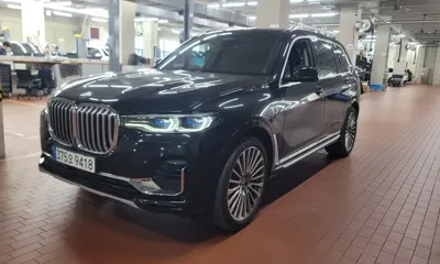 BMW X7 · 2021 год