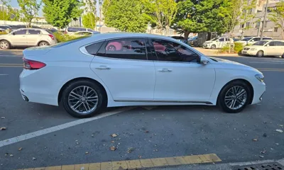 Hyundai Grandeur 2017, 61435 км, за 16880000 KRW - фото 8