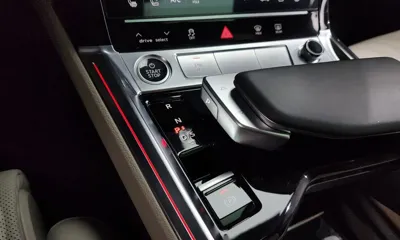 Audi e-tron 2022, 111017 км, за 41890000 KRW - фото 9