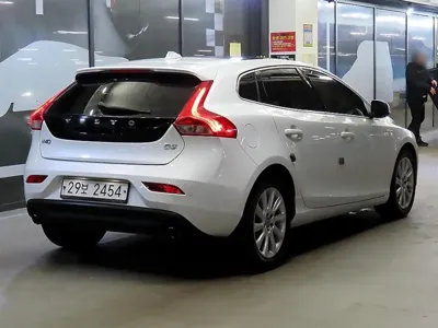 Volvo V40 2016, 187373 км, за 7400000 KRW