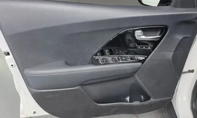 Kia Niro 2021, 99842 км, за 20600000 KRW - фото 24