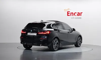 BMW 1-Series 2023, 26090 км, за 25400000 KRW