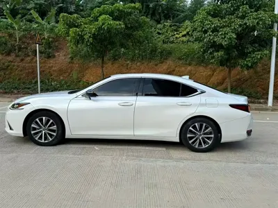 Lexus ES 2020, 80000 км, за 179000 CNY - фото 9