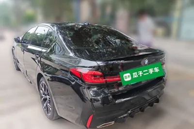 BMW 5 Series 2021, 63000 км, за 225175.93 CNY